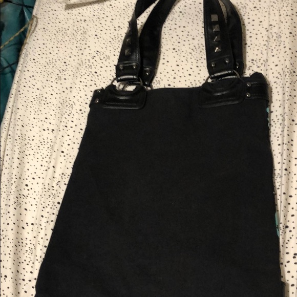 Disney Couture by LOOP Alice in Wonderland handbag - Picture 3 of 7